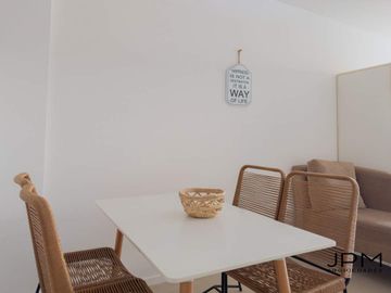 VENTA de 1 ambiente a metros de Av. Libertador con amplio balcón!