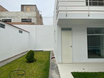 Casa en  en AVENIDA ANCHOVETA
