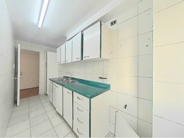 ESPACIOSO ATRACTIVO DEPARTAMENTO DE 2 DORMITORIOS