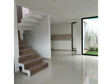 CASA EN VENTA EN PRIVADA EN MINERAL DE LA REFORMA