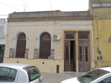 VENTA DE 3 LOTES CONSECUTIVOS MISMO DUEÑO EN CABALLITO. E- FURIO.