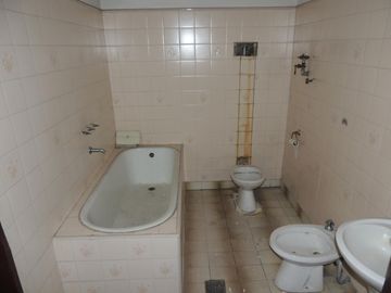 VENTA DE 3 LOTES CONSECUTIVOS MISMO DUEÑO EN CABALLITO. E- FURIO.