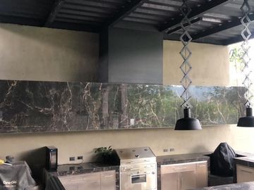 Casa en venta con alberca carretera nacional