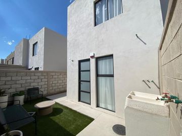 Casa en Venta en Terrasoles, El Marqués - Nuevo Querétaro, Calidad de Vida.