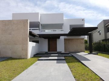 Casas en Venta, El Campanario, Club de Golf,  Querétaro, Qro76. $27.75 mdp