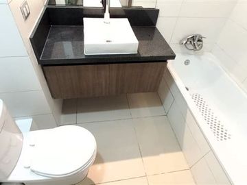 Departamento en Venta en Ñuñoa, Av Holanda a pasos de Irarrazabal y Metro Chile-España