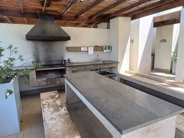 Departamento en Venta en Ñuñoa, Av Holanda a pasos de Irarrazabal y Metro Chile-España