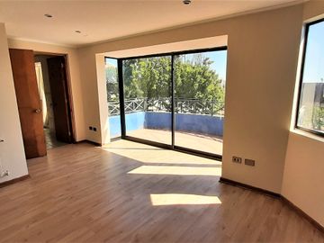 LINDA CASA EN CONDOMINIO EXCLUSIVO DE CINCO CASAS CON EXCELE