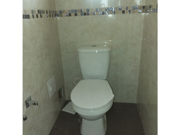 VENDO LINDA CASA EN EL CENTRO DE CAJICA