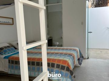 ESPECTACULAR CASA DE PLAYA EN CERRO COLORADO KM 128 EN PRIMERA FILA EN VENTA