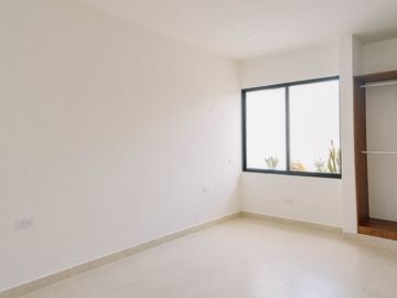 Townhouse en venta de 2 recámaras en Dzityá