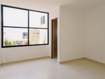 Townhouse en venta de 2 recámaras en Dzityá