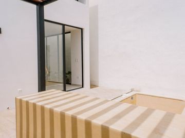 Townhouse en venta de 2 recámaras en Dzityá