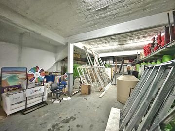 Galpón en Block + Departamento 4 amb - Barrio 9 de Julio