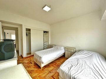 Galpón en Block + Departamento 4 amb - Barrio 9 de Julio