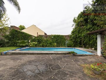 Casa en Bernal Este
