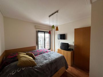 Venta Departamento FUNDAR 2 dormitorios, cochera en  Rosario - Centro
