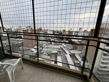 Venta Departamento FUNDAR 2 dormitorios, cochera en  Rosario - Centro