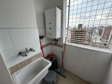 Venta Departamento FUNDAR 2 dormitorios, cochera en  Rosario - Centro