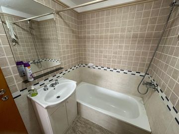 Venta Departamento FUNDAR 2 dormitorios, cochera en  Rosario - Centro