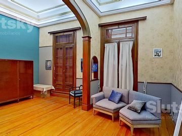 Excepcional PH en Palermo – Entrada Independiente, Sin Expensas y Patio con Parrilla