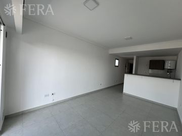 Venta de Departamento 1 ambiente con balcón en  Wilde