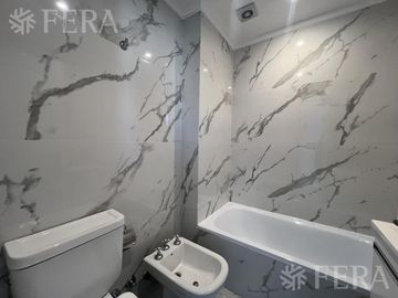 Venta de Departamento 1 ambiente con balcón en  Wilde