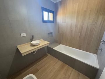 Casa en San Ramiro, Pilar del este