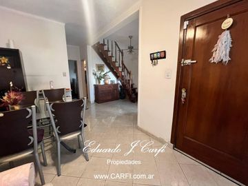 VENTA DE PH 4 AMBIENTES - CASTELAR NORTE