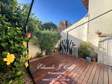 VENTA DE PH 4 AMBIENTES - CASTELAR NORTE