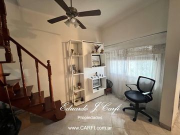 VENTA DE PH 4 AMBIENTES - CASTELAR NORTE