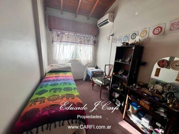 VENTA DE PH 4 AMBIENTES - CASTELAR NORTE
