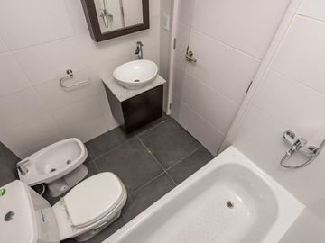 Nuquén 2000 - Flores - Venta - Departamento de 2 Ambientes con Patio propio A estrenar  muy Luminoso