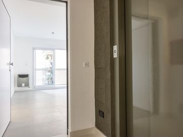 Nuquén 2000 - Flores - Venta - Departamento de 2 Ambientes con Patio propio A estrenar  muy Luminoso