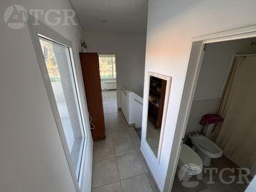 Casa  en Venta- Casas de Santa Guadalupe - Pilar del Este-Jardin-Parrilla-3 ambientes.