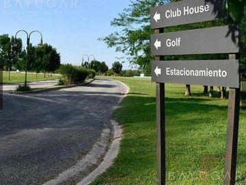 Venta Casa - Barrio Privado Everlinks Golf Club  / Lujan