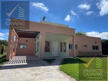 Casa en venta en Barrio Don Joaquin Canning