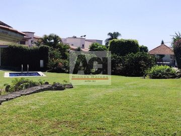Casa en condominio en Venta , Lomas de Cortes