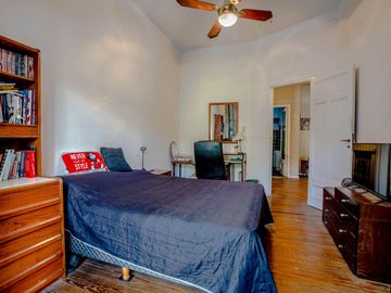 Casa en  lote propio - Ramon Falcon 1800 (entre Av. Carabobo y Pumacahua)