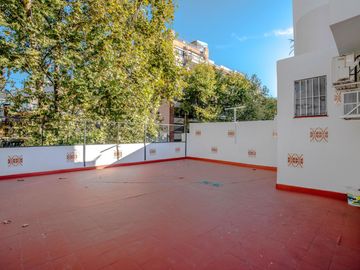 Casa en  lote propio - Ramon Falcon 1800 (entre Av. Carabobo y Pumacahua)