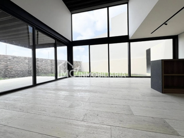Casa en VENTA en Lomas del Campanario Norte