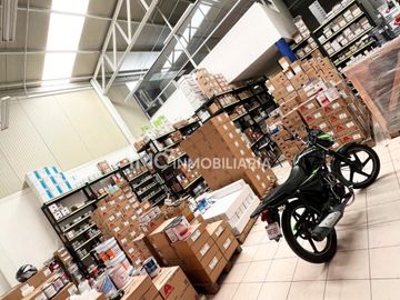 Bodega en VENTA en Satélite