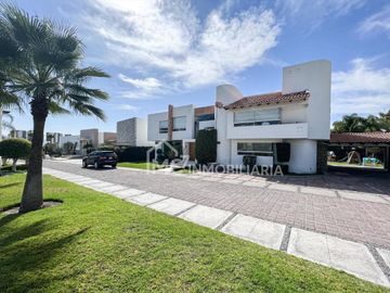 Casa en VENTA en Juriquilla