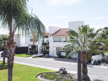 Casa en VENTA en Juriquilla