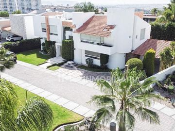 Casa en VENTA en Juriquilla