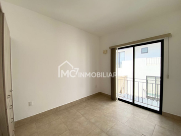 CASA EN VENTA EN EL REFUGIO