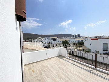 CASA EN VENTA EN EL REFUGIO