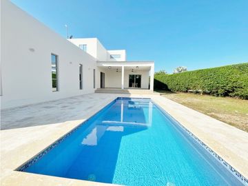 Venta Lujosa Casa en Condominio Terranova ZONA NORTE Cartagena