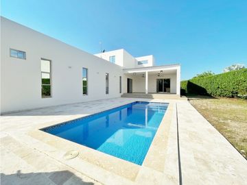 Venta Lujosa Casa en Condominio Terranova ZONA NORTE Cartagena