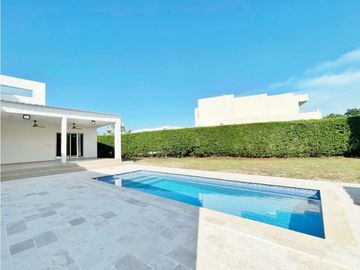 Venta Lujosa Casa en Condominio Terranova ZONA NORTE Cartagena